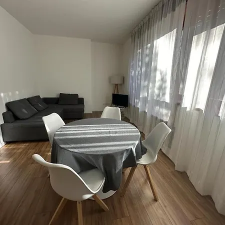 Apartmán Elegante In Centro *