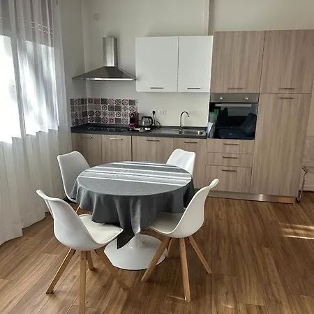 Elegante In Centro *